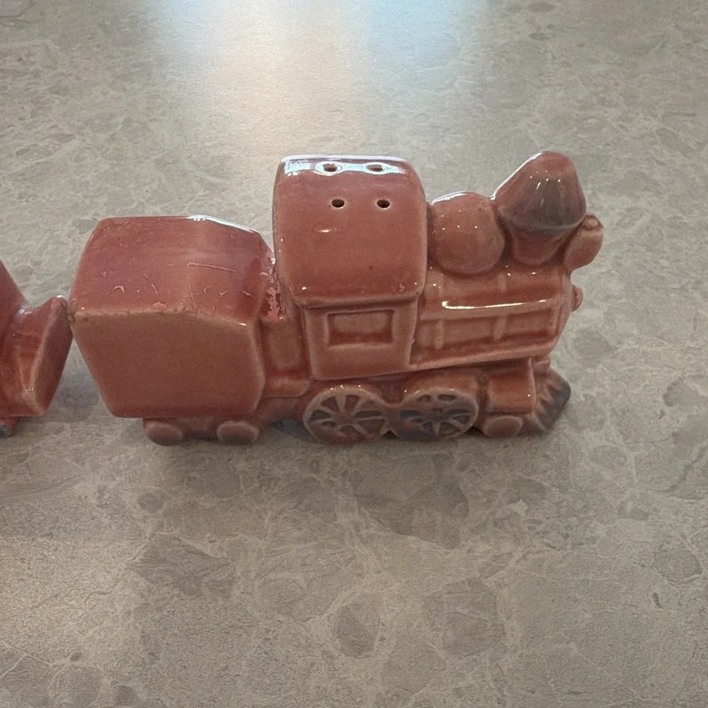 Vintage Pink Ceramic Train Salt and Pepper Shakers Set 2pc Novelty Locomotive